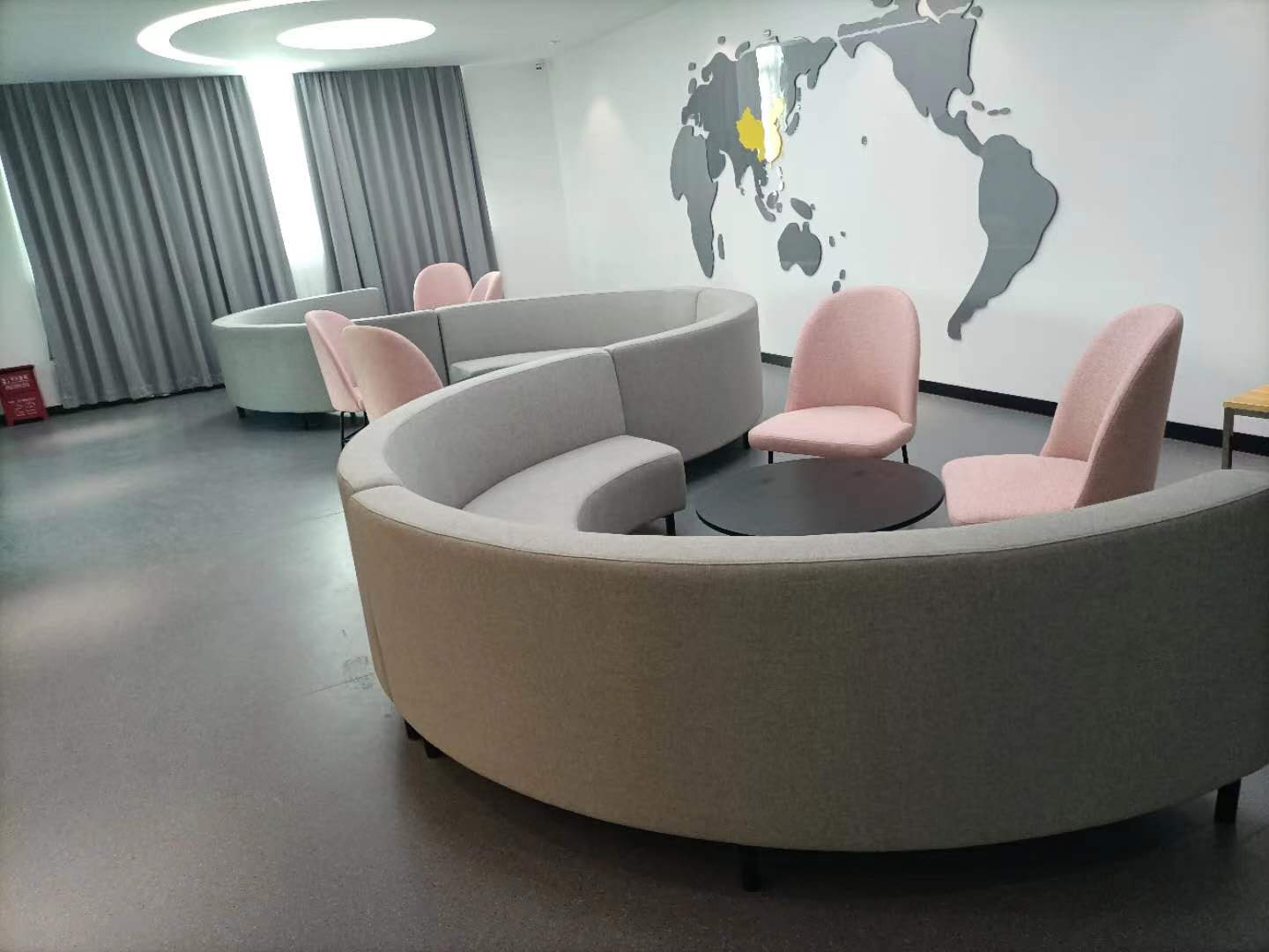 1654833421339085.jpg 8539240aa77724a53f8d45a1f8db630.jpg